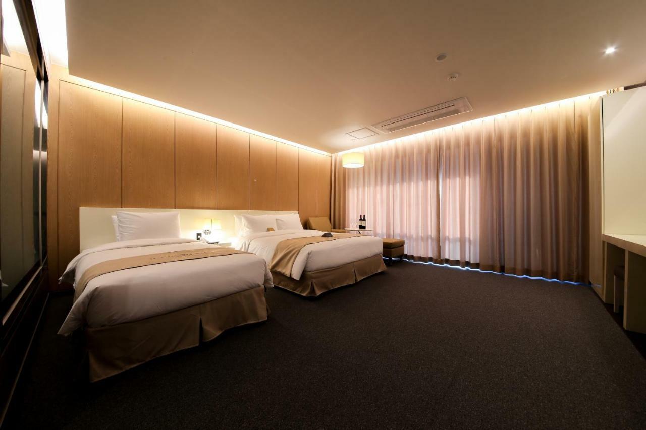 Incheon Stay Hotel Экстерьер фото
