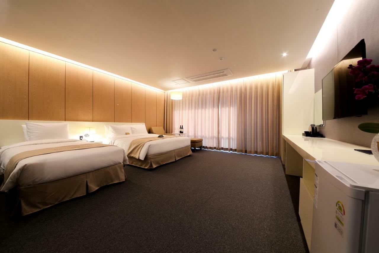 Incheon Stay Hotel Экстерьер фото