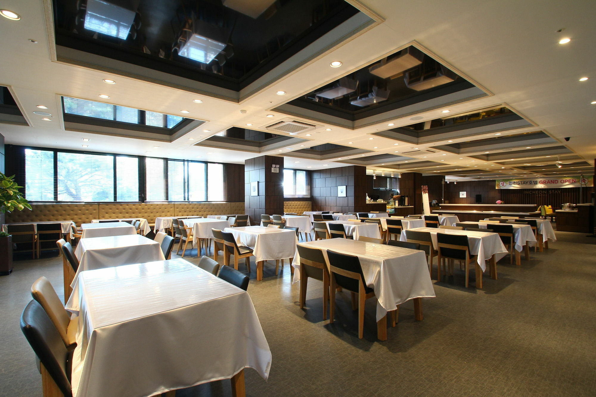 Incheon Stay Hotel Экстерьер фото